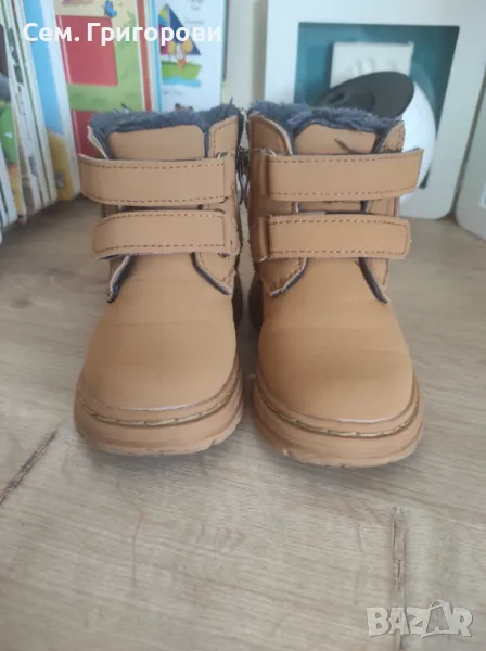 Детски боти размер 23, снимка 1