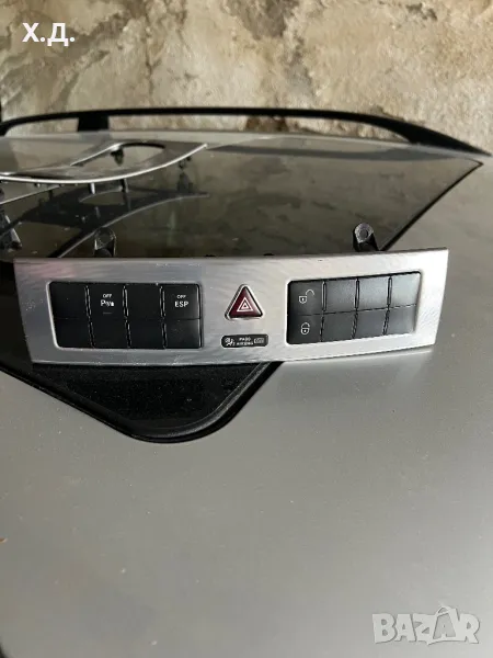 Панел аварийни светлини Ц-класа w203, снимка 1
