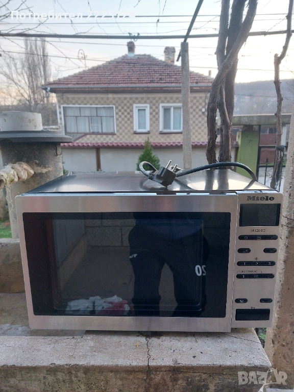 Продавам микровълнова фурна MIELE M 626 EG, 26 литра, снимка 1