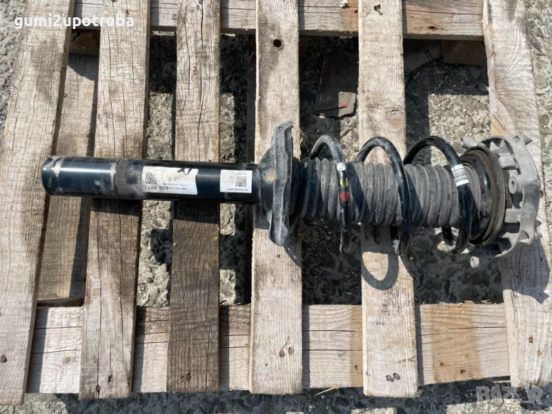 Амортисьор Пружина Тампони Дясно 1EA412013CR Volkswagen ID.3 E11 pro, снимка 1