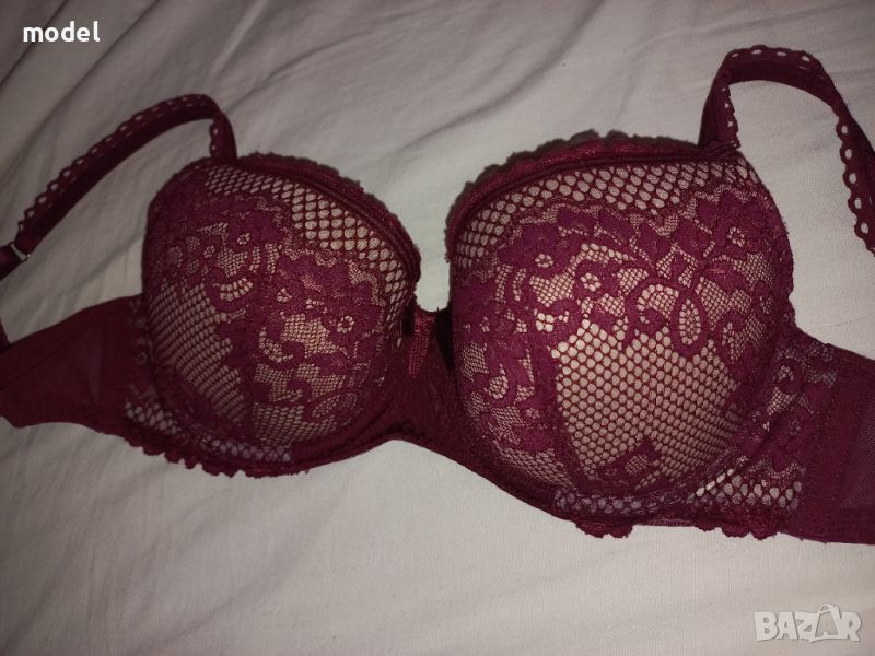 Сутиен Hunkemöller 75C цвят бордо , снимка 1