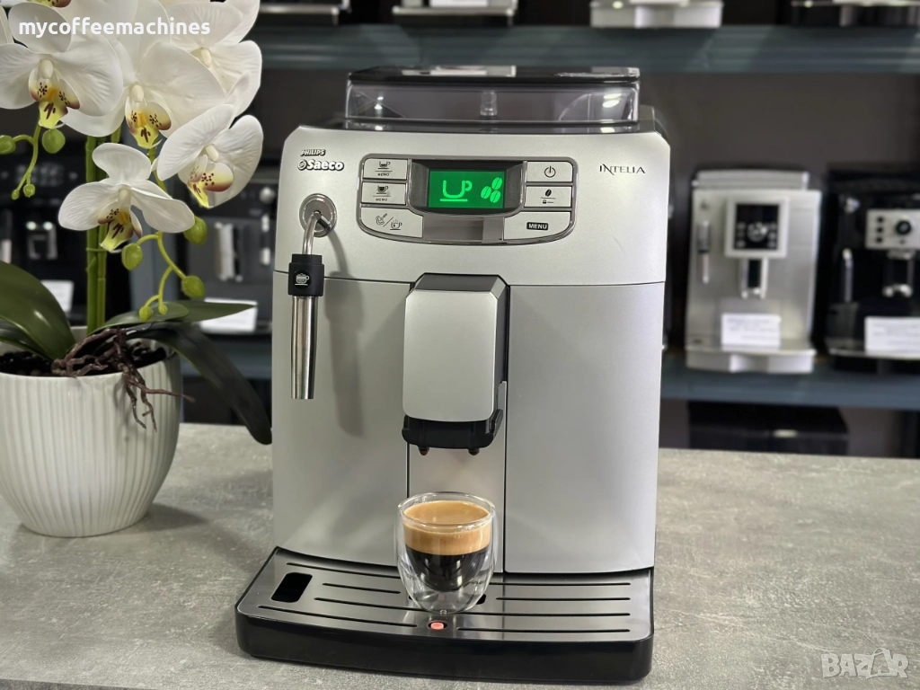 Кафемашина Saeco Intelia, снимка 1