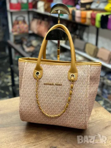 чанти michael kors , снимка 3 - Чанти - 49159950