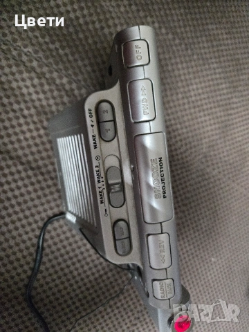 Радио часовник / будилник с прожекция на тавана , снимка 3 - Друга електроника - 53218757