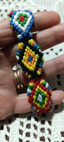 Ръчна изработка . Техника Макраме . Памучни конци. Гривни , снимка 10 - Гривни - 53761576