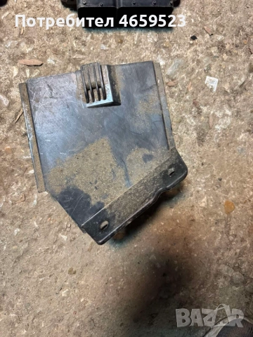 Стойка или поставка Моторен компютър Ауди Audi A8 D4 H4 6.3 W12 500ps. само за 50лв. 4H1907461, снимка 2 - Части - 52540280