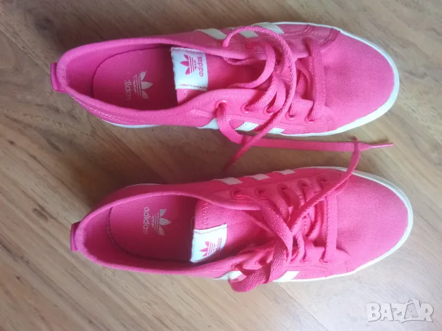 Adidas Nizza дамски оригинални UK 5.5, снимка 3 - Маратонки - 49158038