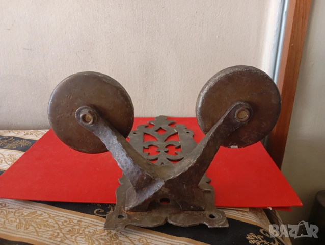 Винтидж свещник за стена, снимка 5 - Антикварни и старинни предмети - 54095742