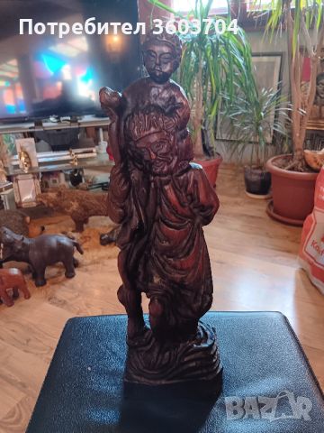 дървена статуетка, снимка 2 - Подаръци за имен ден - 45339692
