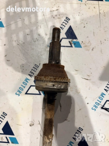 396004652R задна лява полуоска от Dacia Duster 2, 1.5 DCI 116 кс., 4x4 двигател K9K874, 6 ск., снимка 2 - Части - 52978754