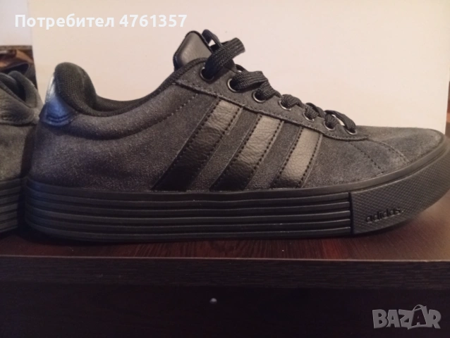 Чисто нови обувки Adidas, снимка 2 - Ежедневни обувки - 53786803