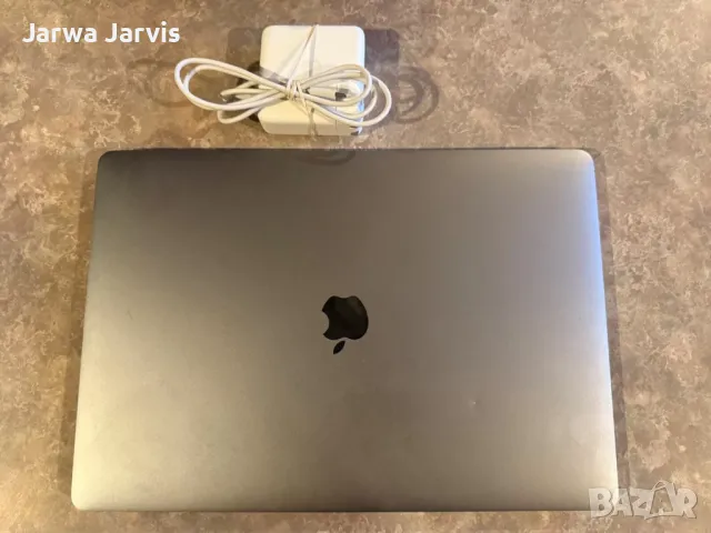 Apple MacBook Pro 13" 256GB SSD, M1, 8GB RAM. SHIPS FROM CZECHIA., снимка 1 - Лаптопи за работа - 48727438