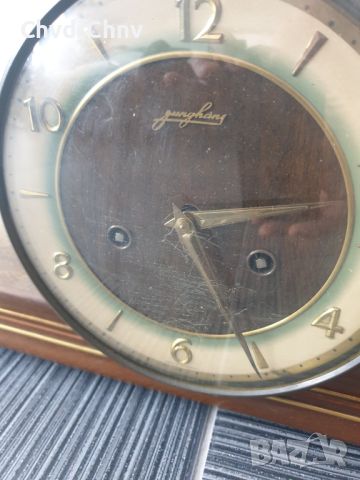  	Винтидж немски каминен часовник Junghans (механичен, дървен), снимка 2 - Антикварни и старинни предмети - 46478741