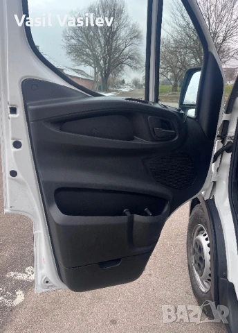 Iveco 35S15V Daily, снимка 9 - Бусове и автобуси - 53222264