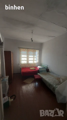 Къща 2 етажа с.Миланово(Лакатник), снимка 6 - Къщи - 51312262