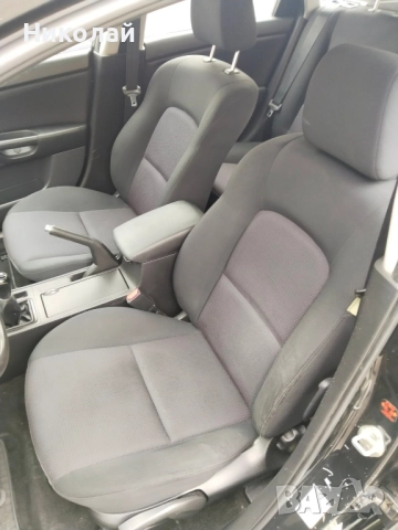 Мазда 3 / 1.6 HD / 109 hp. 2007 г. , снимка 11 - Автомобили и джипове - 52309115