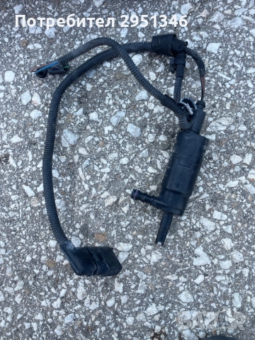 Помпа за миене на фарове и стъкла Porsche Panamera 97062450200