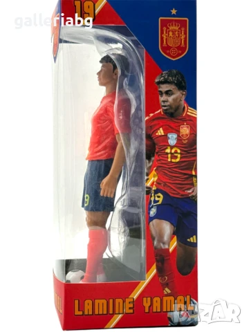 Фигурка на Lamine Yamal с екип на Испания – модел №19 с кутия и топка, снимка 2 - Фигурки - 51262390