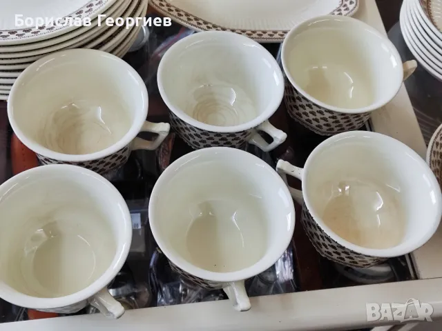 Порцеланов сервиза чаши и чинии Англия Adams, снимка 4 - Сервизи - 49919884