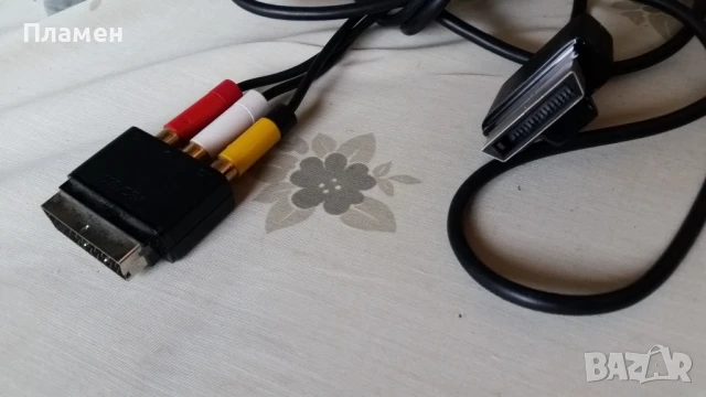 XBOX 360 AV КАБЕЛ С 3 ЧИНЧА, снимка 2 - Игри за Xbox - 50584739