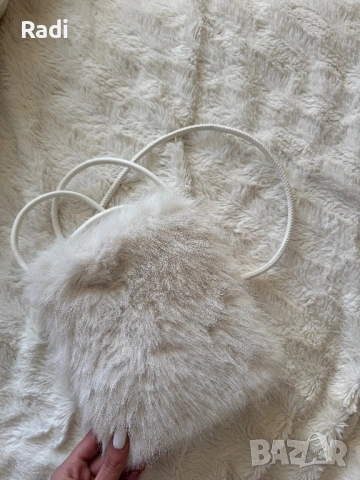 Бяла малка чанта, снимка 4 - Чанти - 53827794