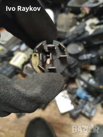 Бутон парно за FORD ESCORT , 84BG18578CA, снимка 2 - Части - 53747305