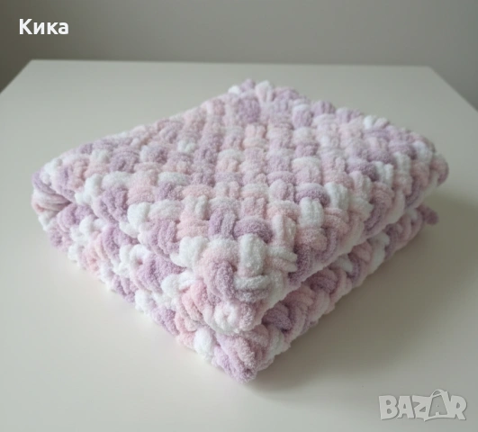 Ръчно плетено бебешко одеяло , снимка 2 - Спално бельо и завивки - 53671449