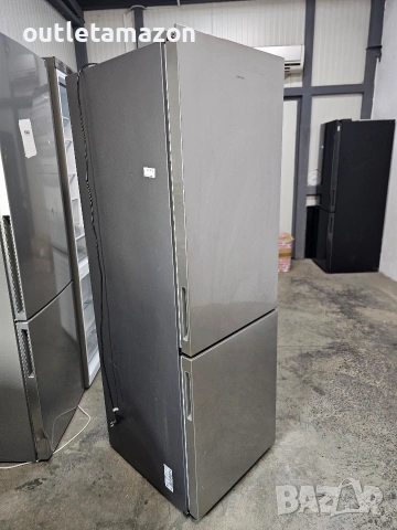 Хладилник с фризер SAMSUNG RB33B610ESA, снимка 2 - Хладилници - 53153829