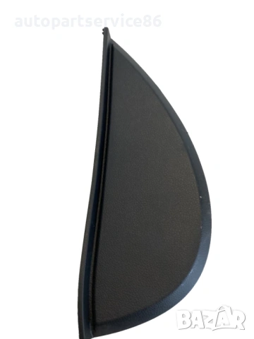 Дясна облицовъчна лайсна за KIA Sportage 1.7 CRDi (2011) 84766-3U010