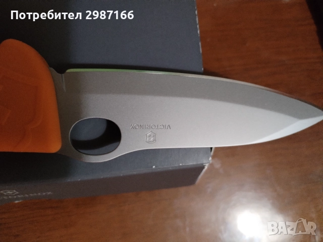 Victorinox Hunter Pro, снимка 3 - Ножове - 52335674