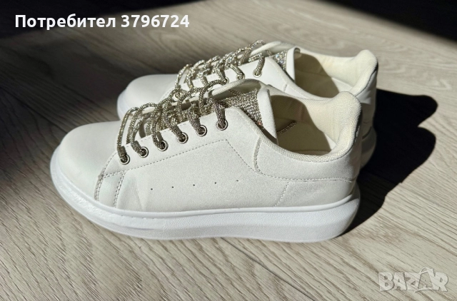 Дамски маратонки със сребристи връзки , снимка 2 - Маратонки - 52307361