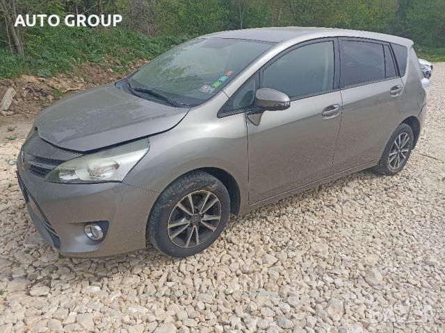 Toyota Verso 1,6D4D / Тойота Версо - на части, снимка 1 - Автомобили и джипове - 45349641