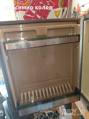 амонячен  хладилник на газ "ELECTROLUX"/60литра/, снимка 10 - Хладилни чанти - 51374700