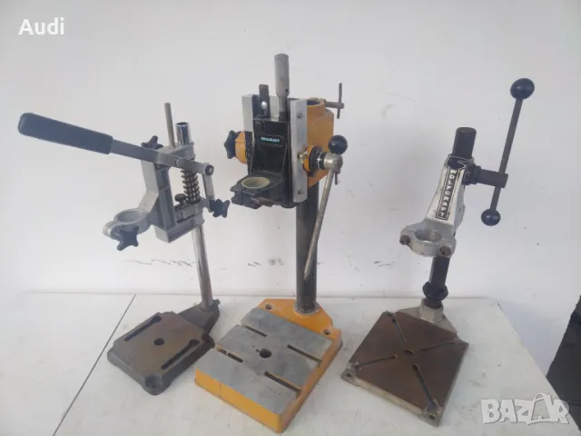 Продавам 3 броя стоки за бормашини. Цени от дясно на ляво.  1. Стойка WOLFCRAFT 99лв. 2. Стойка BULL