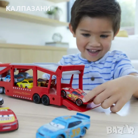 Mattel CARS TRUCKS Aвтовоза Мак за 12 колички HDN03 , снимка 7 - Коли, камиони, мотори, писти - 51878498