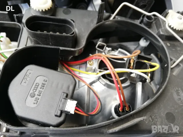 Фарове за Бора, vw Bora Hella, с Вежди Kamei, снимка 12 - Части - 49648815