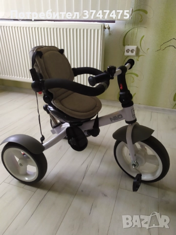 детска триколка със сенник