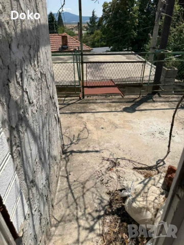 Продава се къща в центъра на Мъглиж, снимка 9 - Къщи - 53942784