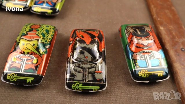 РЯДЪК винтидж комплект от 6 руски метални играчки, състезателни колички от 70-те години 