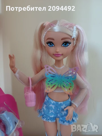 Кукла Барби Barbie Dream Besties Malibu с ролери, снимка 2 - Кукли - 51285777