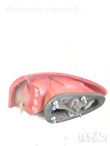 Заден ляв стоп за Alfa Romeo 147 2007 1.9 M-Jet Оригинален 46556349, снимка 2 - Части - 53052594