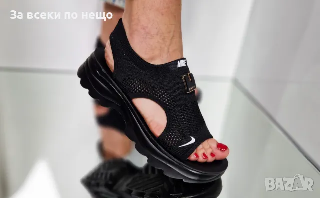 Nike Дамски Черни Сандали С Метален Акцент Найк Код P600, снимка 6 - Сандали - 50427795