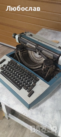пишеща машина Optima, снимка 2 - Антикварни и старинни предмети - 54237490