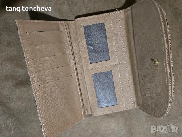 Комплект дамска чанта с портмоне Guess, снимка 7 - Чанти - 51468858