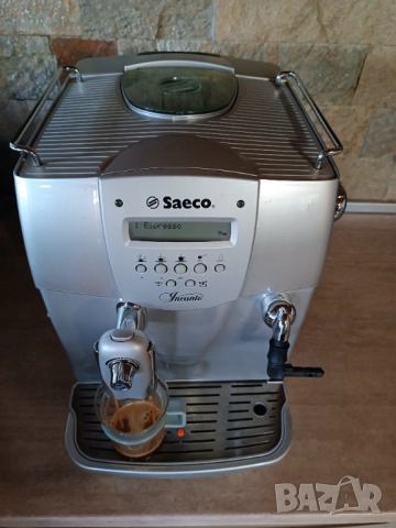 Кафемашина Saeco Incanto , снимка 3 - Кафемашини - 52505559