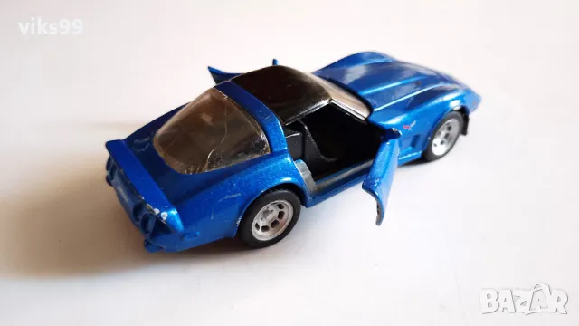 Chevrolet Corvette 1978 Maisto - 1:39, снимка 5 - Колекции - 48590213