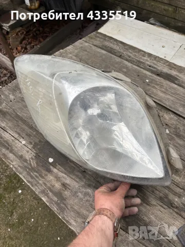 Фарове за Тойота йарис 2005-2011, снимка 2 - Части - 49724229