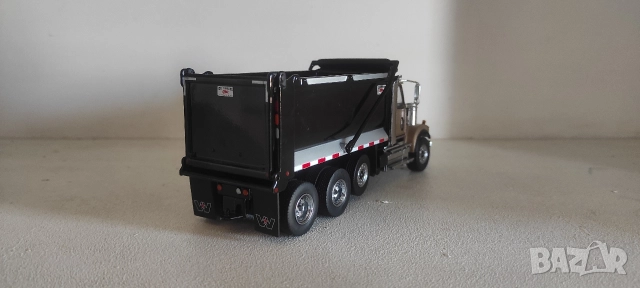 Метален камион самосвал 1:50, снимка 10 - Колекции - 52921161