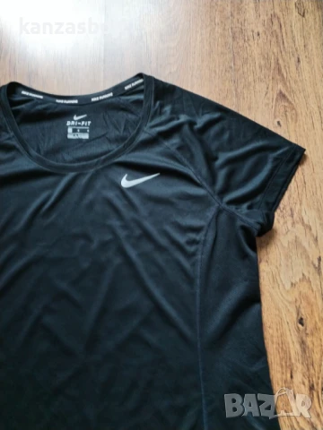 Nike Dry Miler - страхотна дамска тениска КАТО НОВА L, снимка 3 - Тениски - 50449620