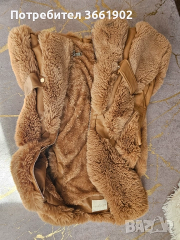 Пухено елече с цип, снимка 4 - Елеци - 54029285